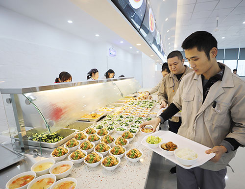員工吃住行，公司大關懷丨易高家居下塘基地新食堂正式啟用！